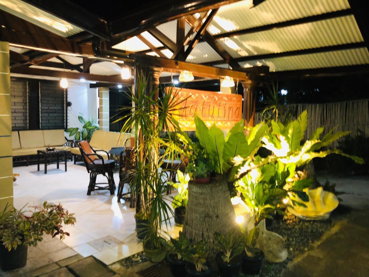Matutina Pensionne Puerto Princesa Esterno foto